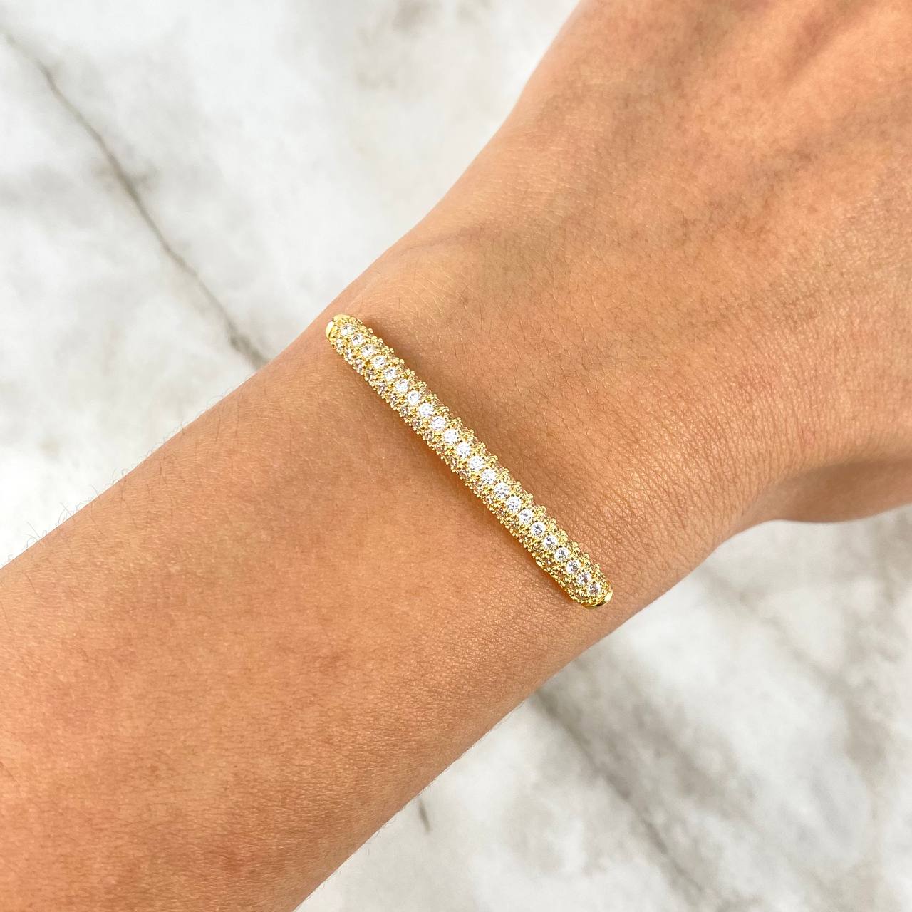 Charm 2.9gr / 4cm / 3.5mm White Zircons Yellow Gold