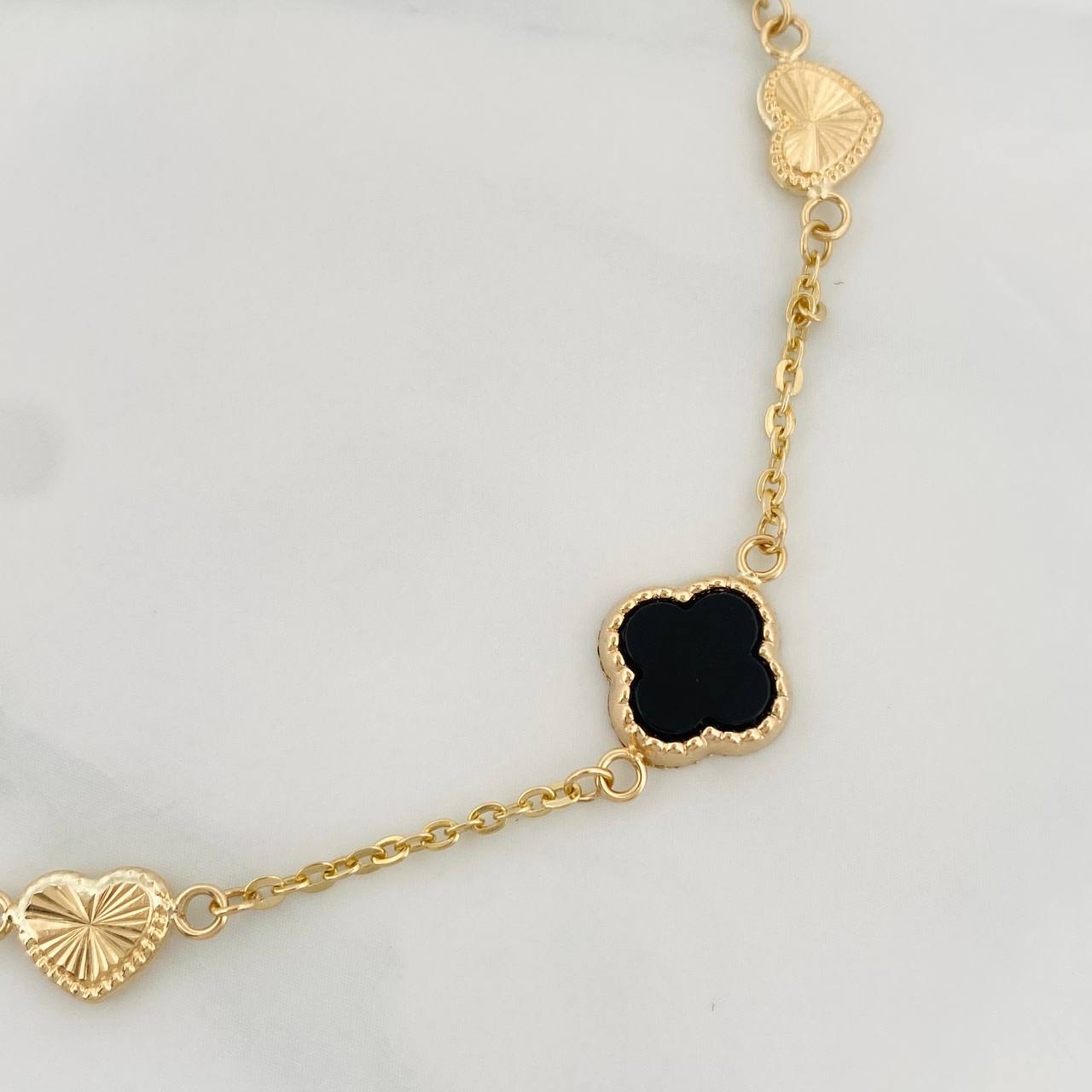 Pulso Aro Seguido Trebol 3g / 7 in / 1.62mm Oro Amarillo 18K