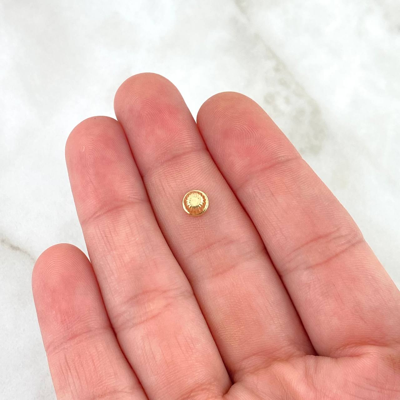 SECURITY SCREW 0.11 GR 18K