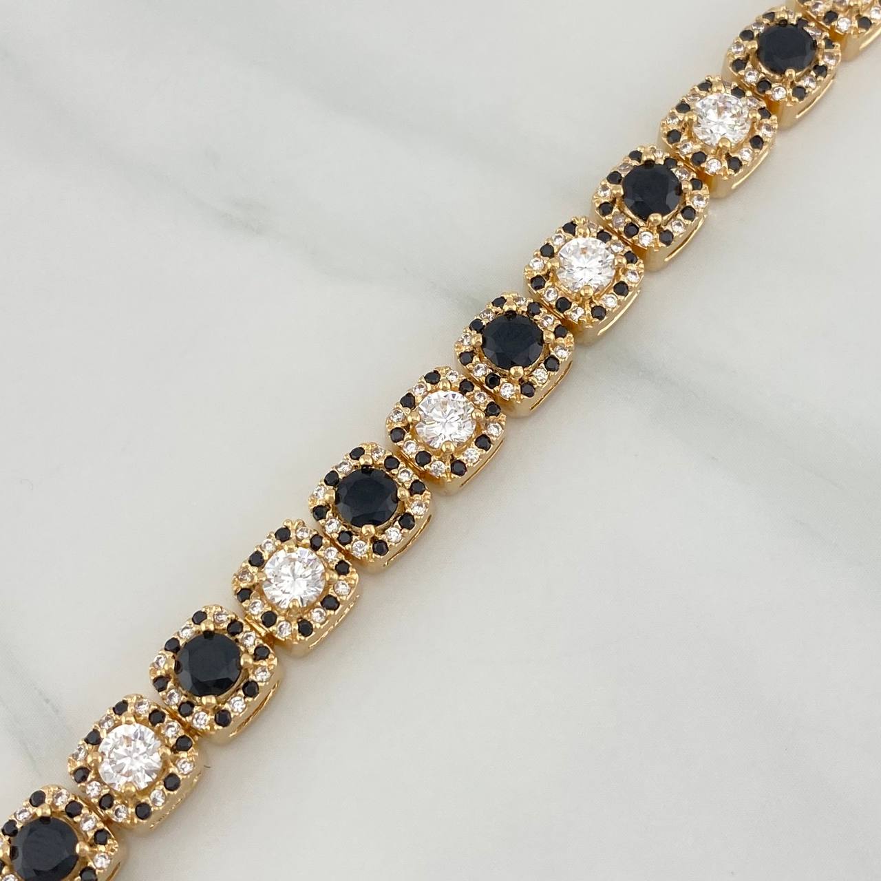 Tennis Bracelet 25.45 g / 7 3/4 in / 4.6 mm 18K Yellow Gold