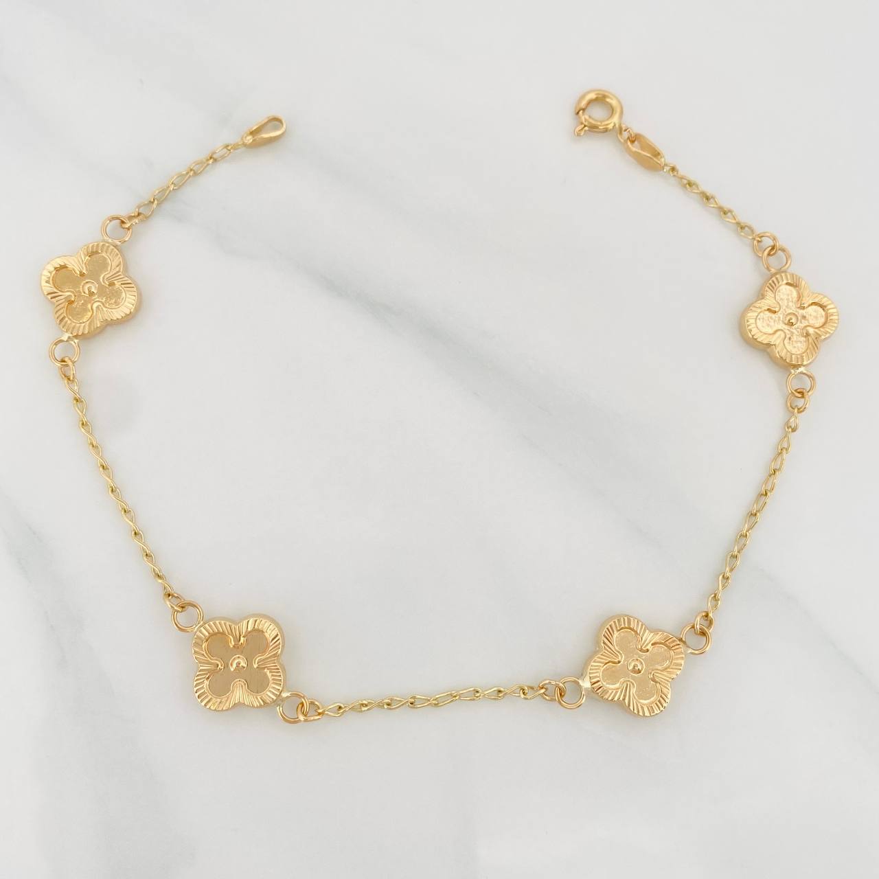 Spike Clover Bracelet 3.55g / 7 1/2 in / 1.31mm 18K Yellow Gold
