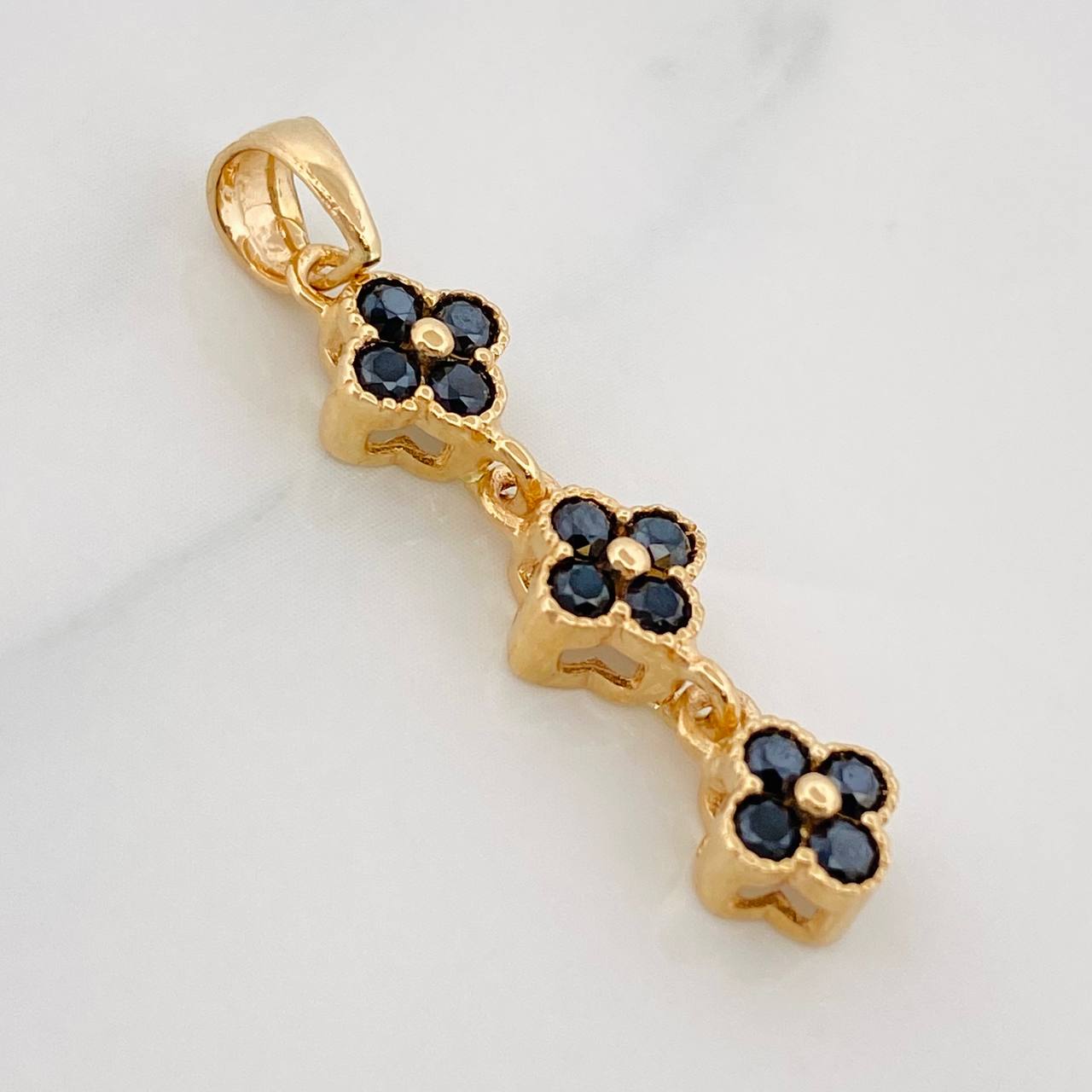 Pendant Flowers 1.55g / 1 1/4 in 18K Yellow Gold