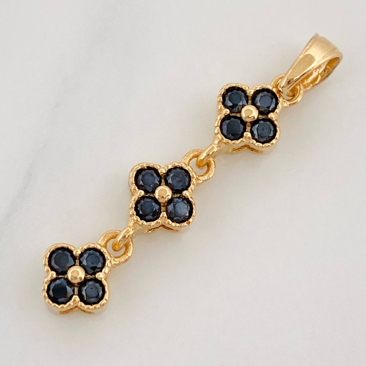 Pendant Flowers 1.55g / 1 1/4 in 18K Yellow Gold