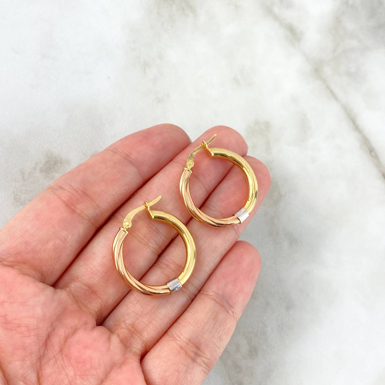 Hoop Earrings Fanny 2.85gr / 2.2cm / Polished Twisted Three Golds 18K ©