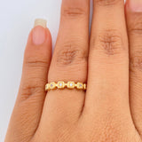 Churumbela Ring Squares 1.65gr / Size 5 1/2 / 18K Gold $