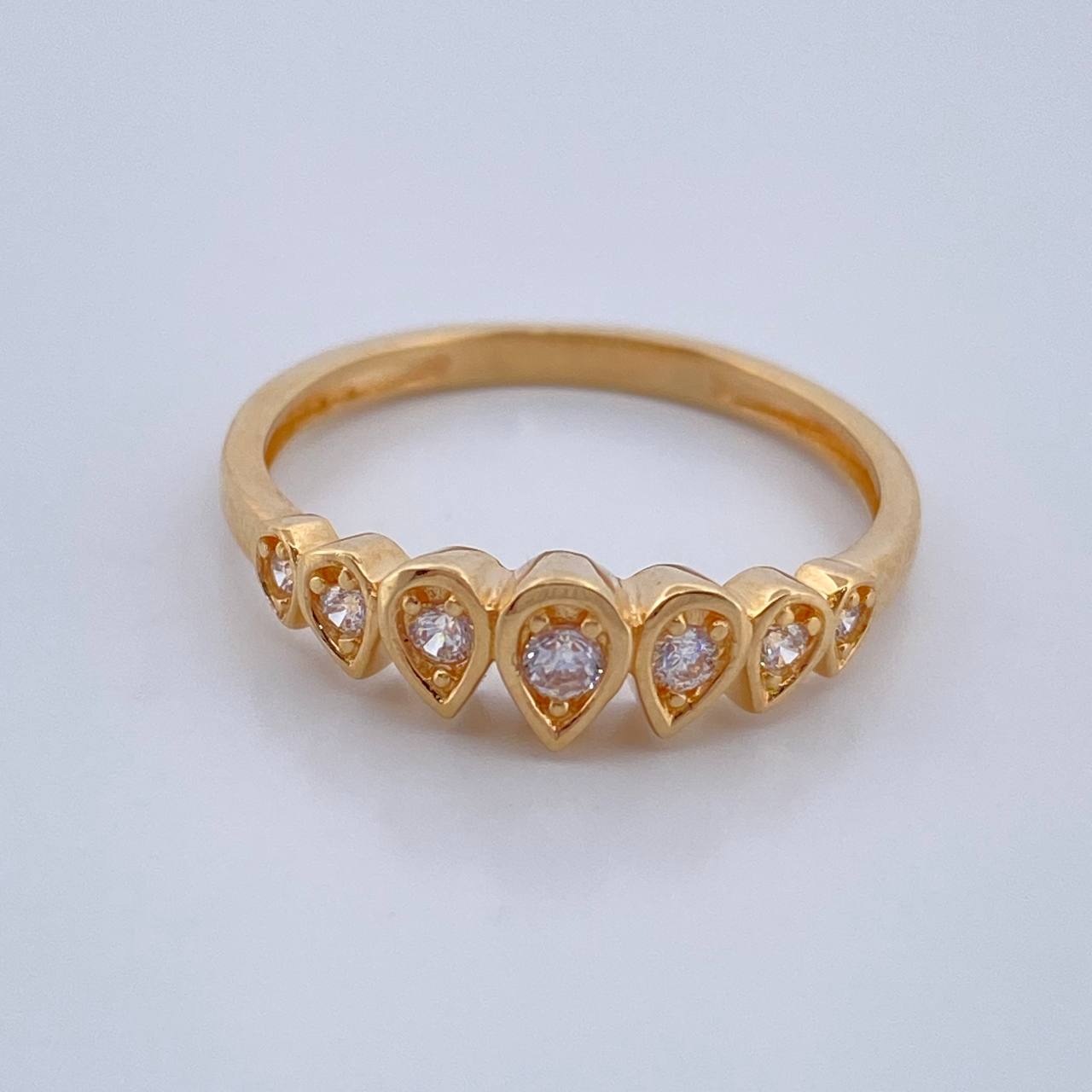 Churumbela Drop Ring 2.2gr / Size 6 3/4 18K Gold $