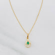 Set Cadena Veneciana + Dije Doble Lagrima Esmeralda 0.05pts / 1.5g / 15 3/4 in Oro Amarillo 18K