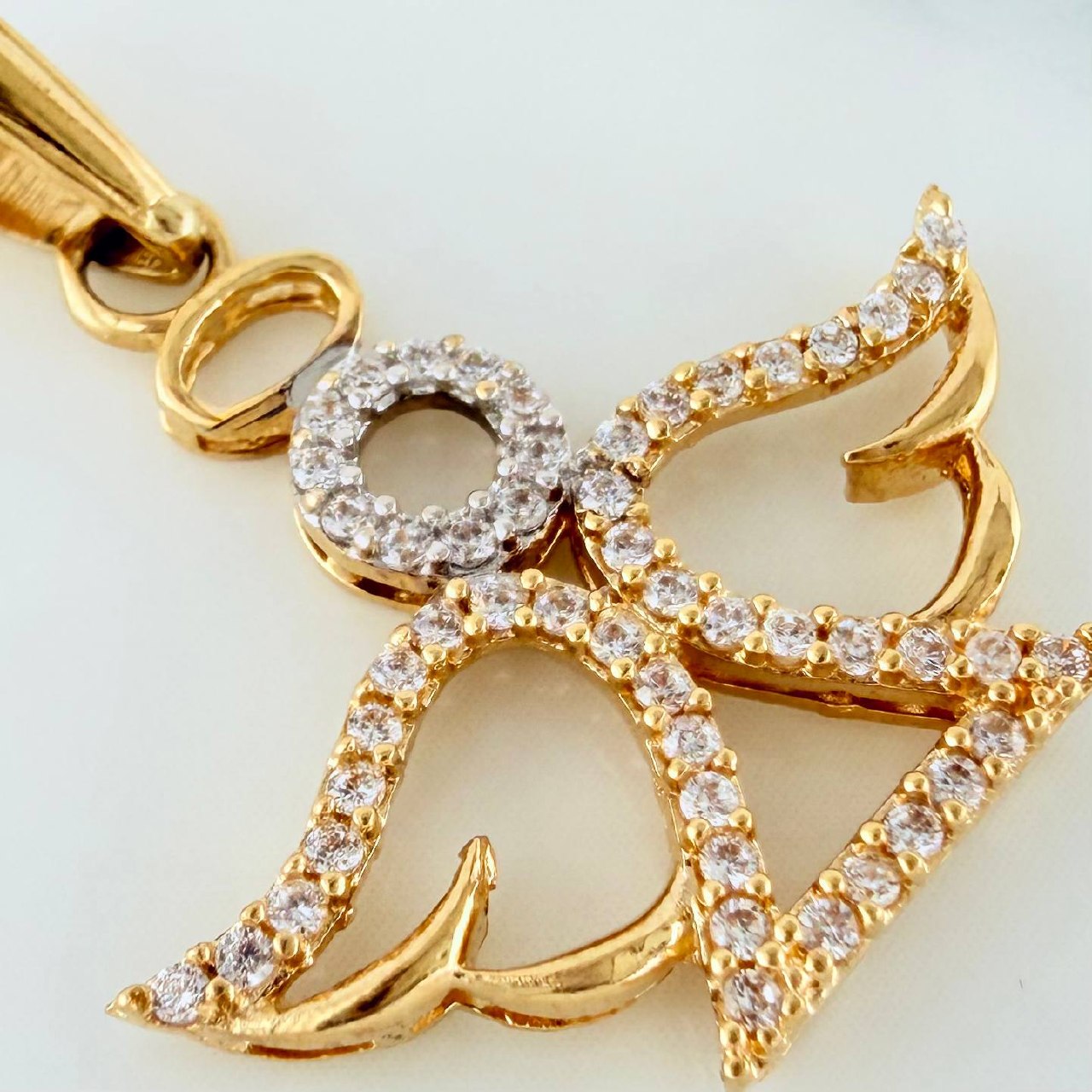 Pendant Angel 2.1 g / 1 1/4 in Two Golds Yellow White 18K