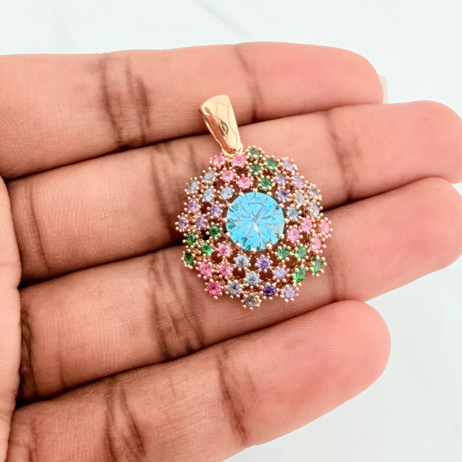 Dije Mandala 5.05 g / 1 1/4 in Oro Amarillo 18K