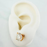 Solitaire Stud Earrings 3.2 g / in / 8 mm Yellow Gold 18K