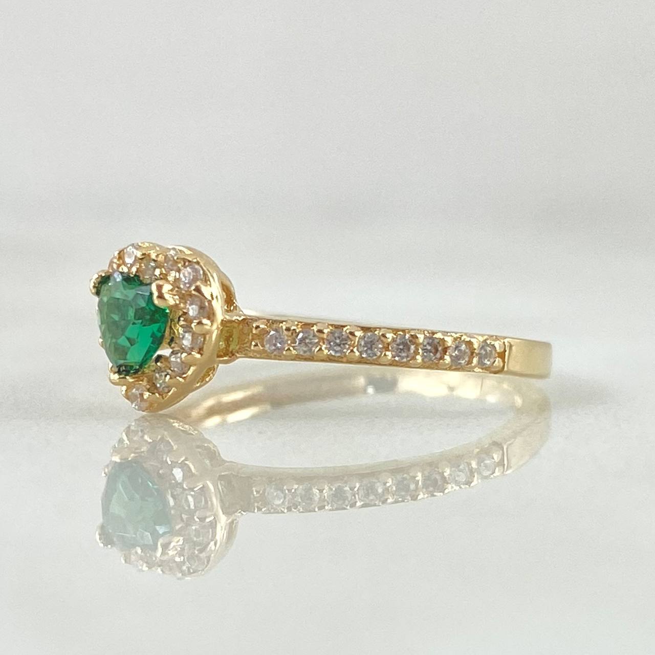 Solitaire Ring Halo Heart 1.9gr / Size 9 / 18K Gold