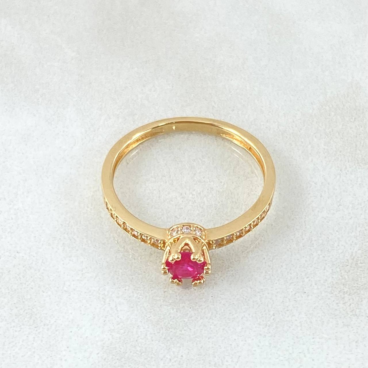 Crowned Solitaire Ring 1.9gr / Size 6 / 18K Gold