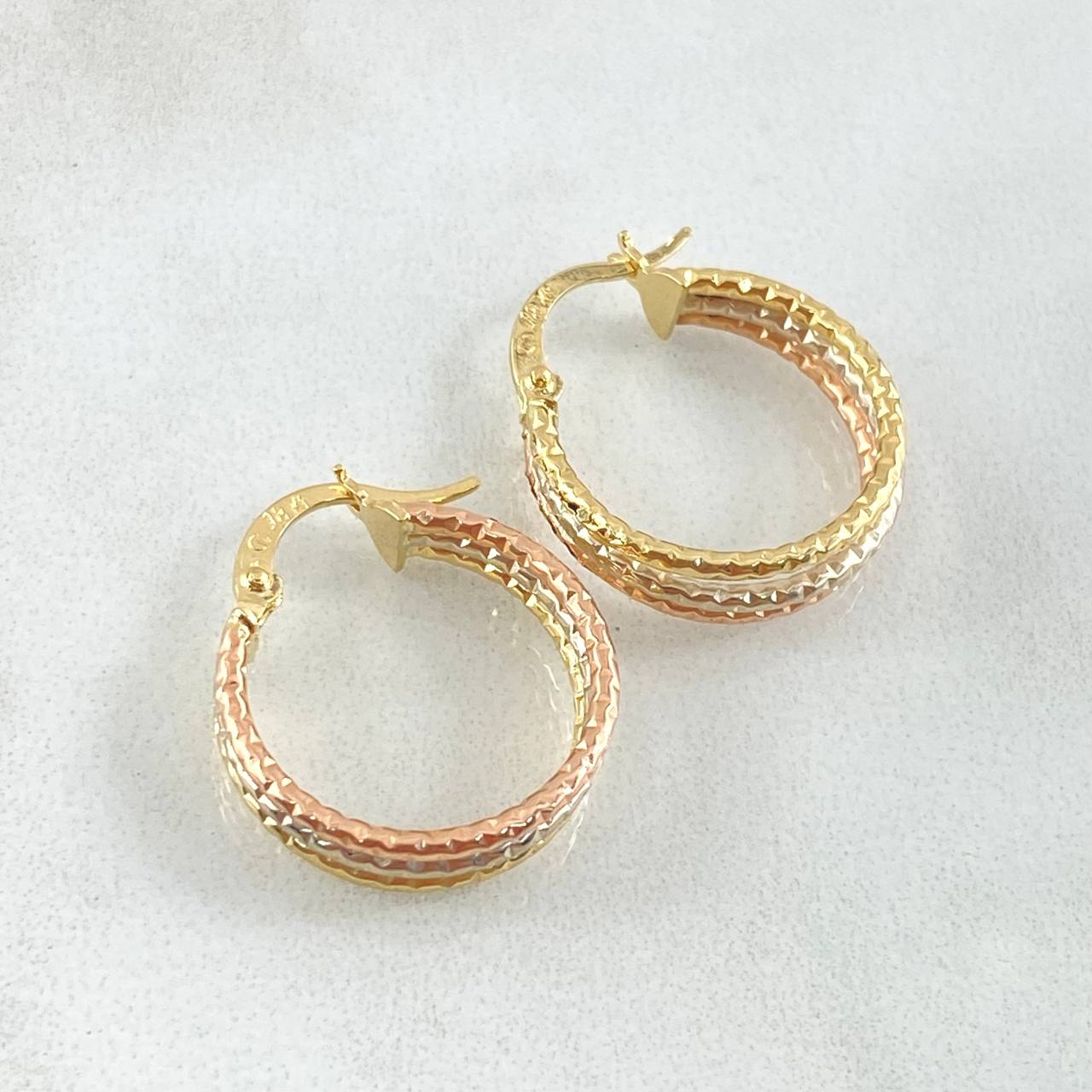 Hoop Earrings Daki 1.55gr / 0.8in / 18K Gold ©