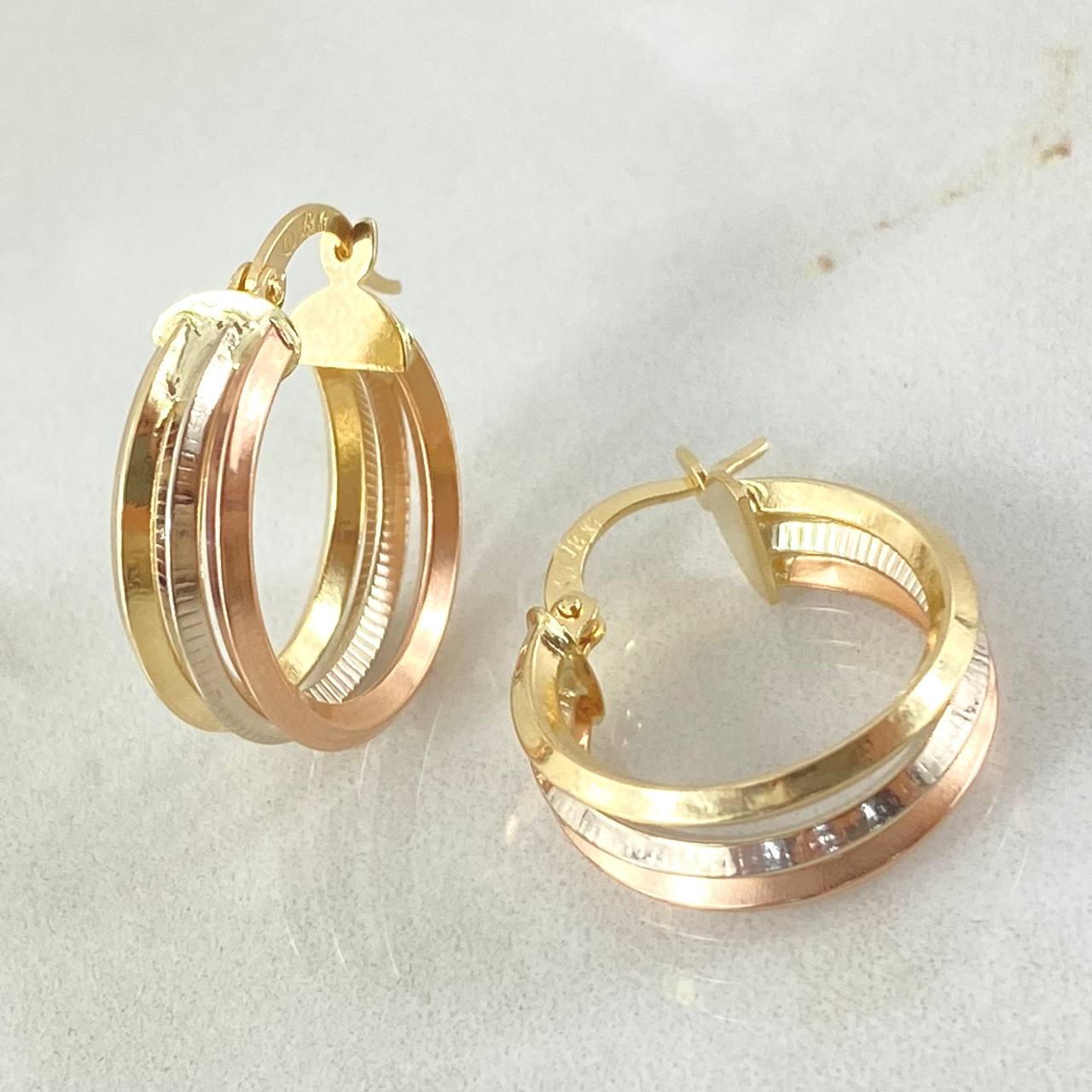 Hoop Earrings Aleja 2.5gr / 0.8in (2.1cm) / 18K Gold ©