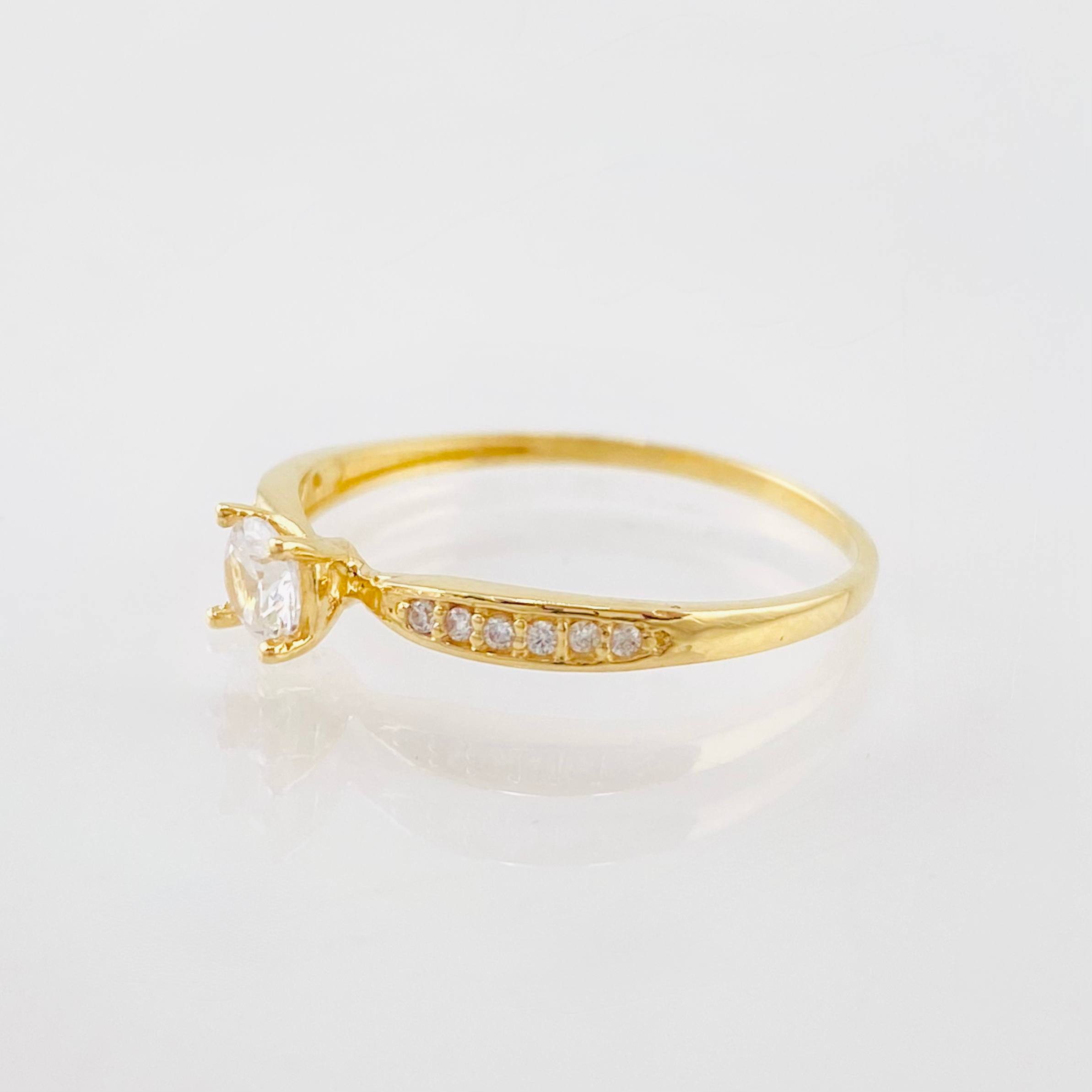 Solitaire Ring 1.4gr / T8 / 18K Yellow Gold ©