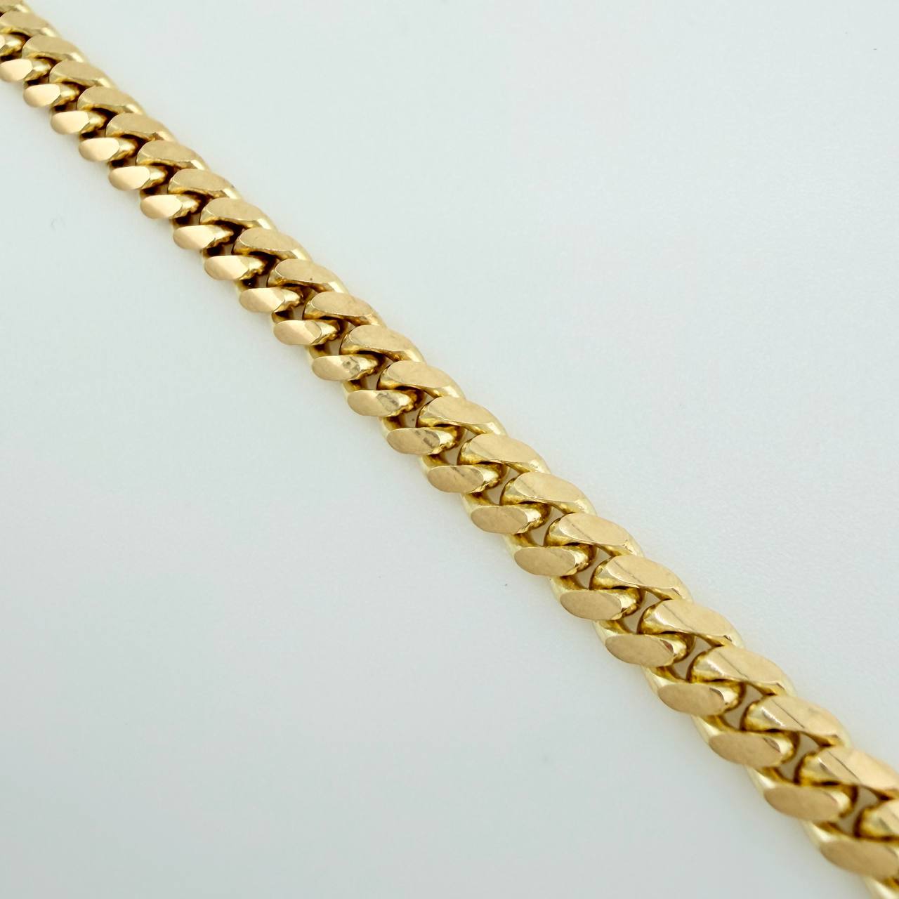 Cadena Cubana 41.9gr / 28 1/4 in / 4mm Oro Amarillo Nac.Esp. 18K $