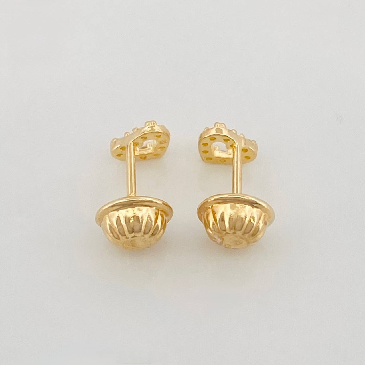Topos Silueta Corazon 0.55g / in / 4.6mm Oro Amarillo 18K