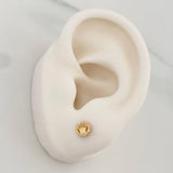 Stud Earrings Crown 0.7g / in / 5.7mm Yellow Gold 18K