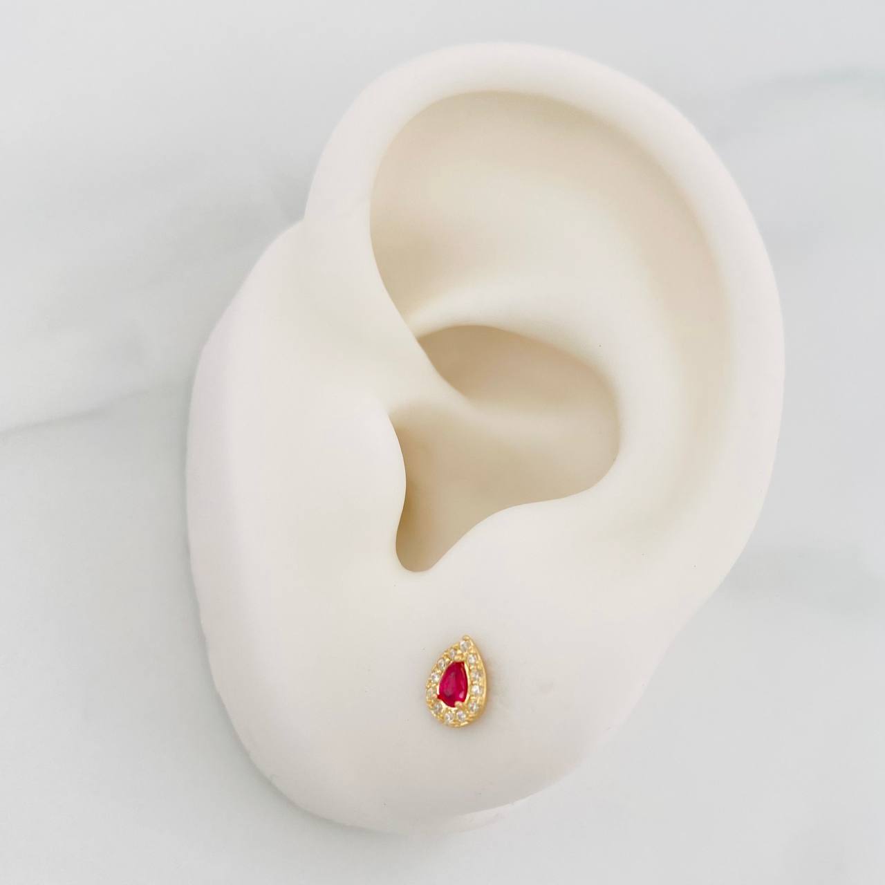 Drop Halo Stud Earrings 0.65g / in / 5.3mm Yellow Gold 18K