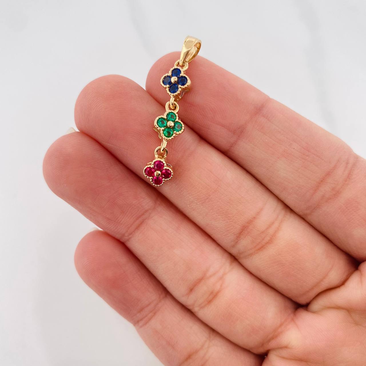 Pendant Flores 1.7g / 1 1/4 in 18K Yellow Gold