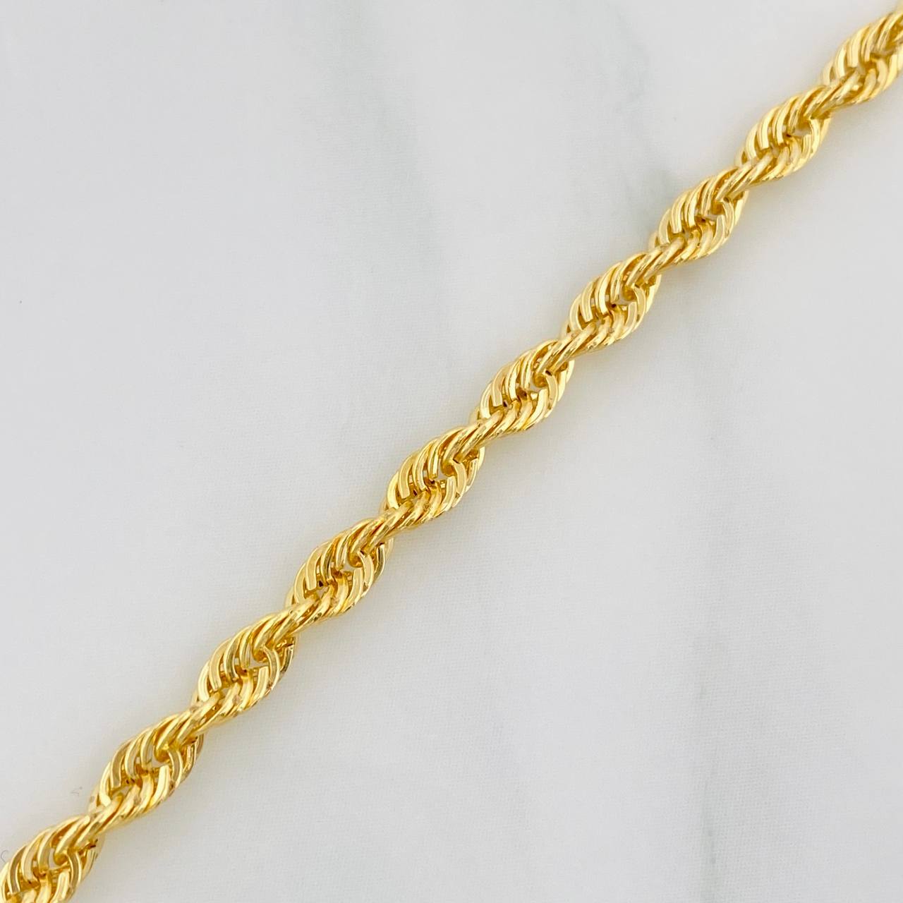 Pulso Lazo 2.4g / 7 in / 2.11mm Oro Amarillo 18K