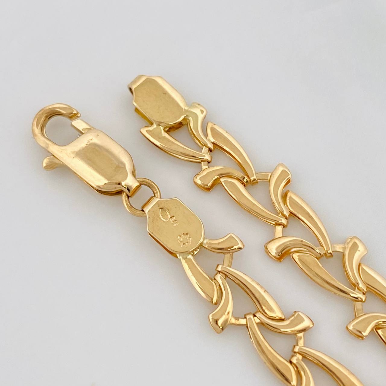 Pulso Espinas 6.05g / 7 3/4 in / 4.4mm Oro Amarillo 18K