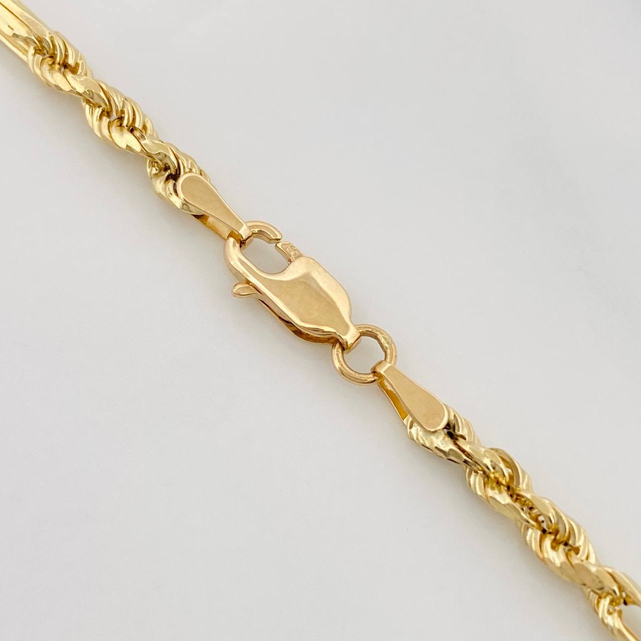 Cadena Lazo Especial 11.8g / 24 in / 2.96mm Oro Amarillo 18K
