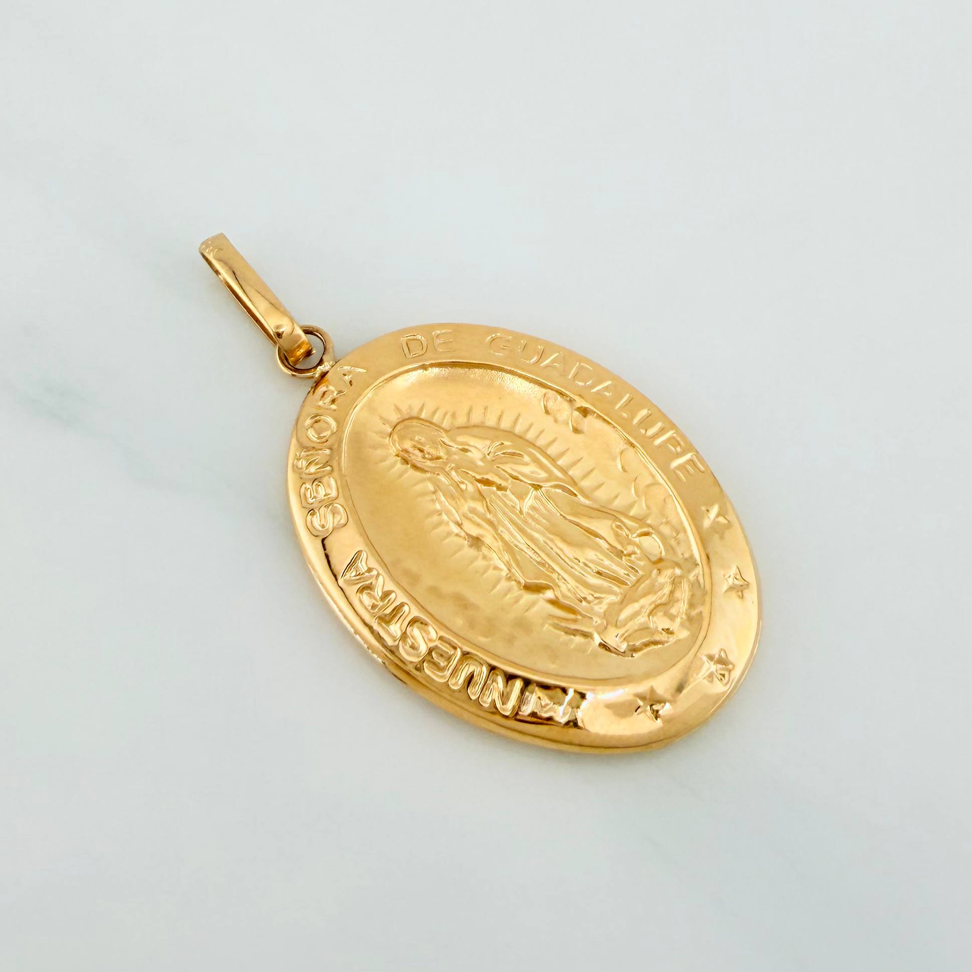 Pendant Virgin of Guadalupe 3.2 g / 1 3/4 in Yellow Gold 18K