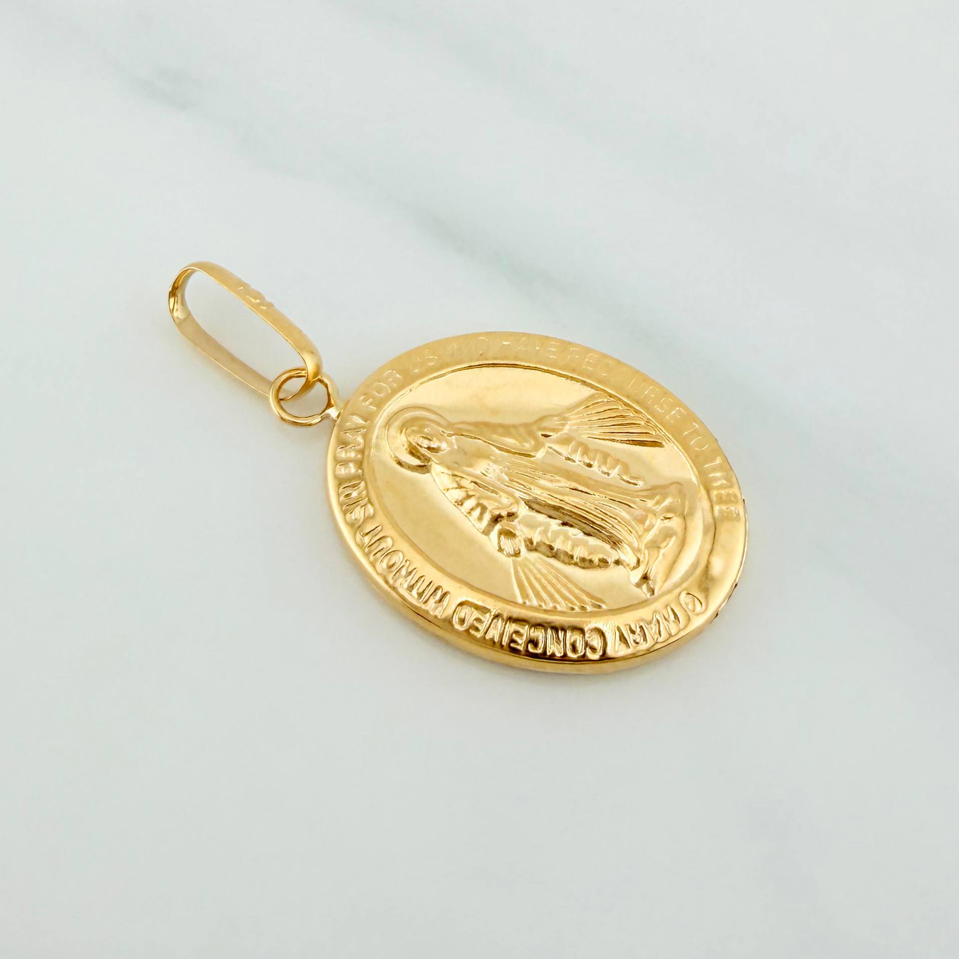 Pendant Miraculous Virgin 1.6 g / 1 1/4 in 18K Yellow Gold