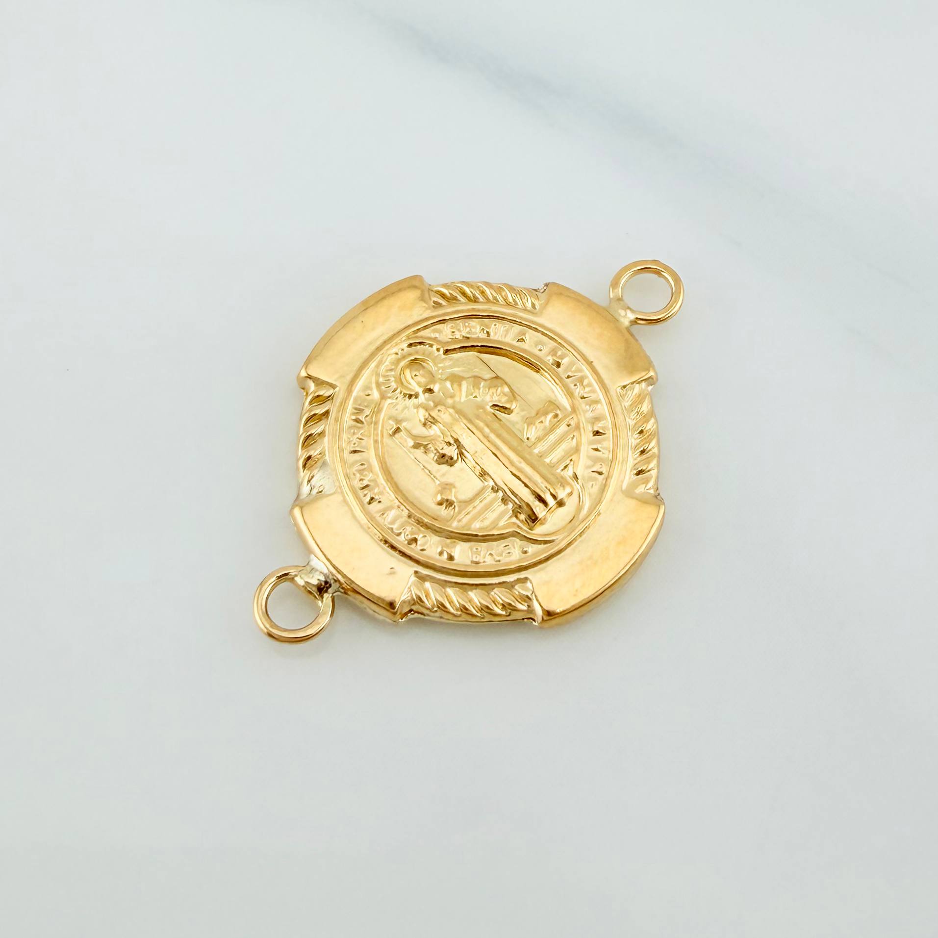 Herraje San Benito 1.3 g / 1 in Oro Amarillo 18K
