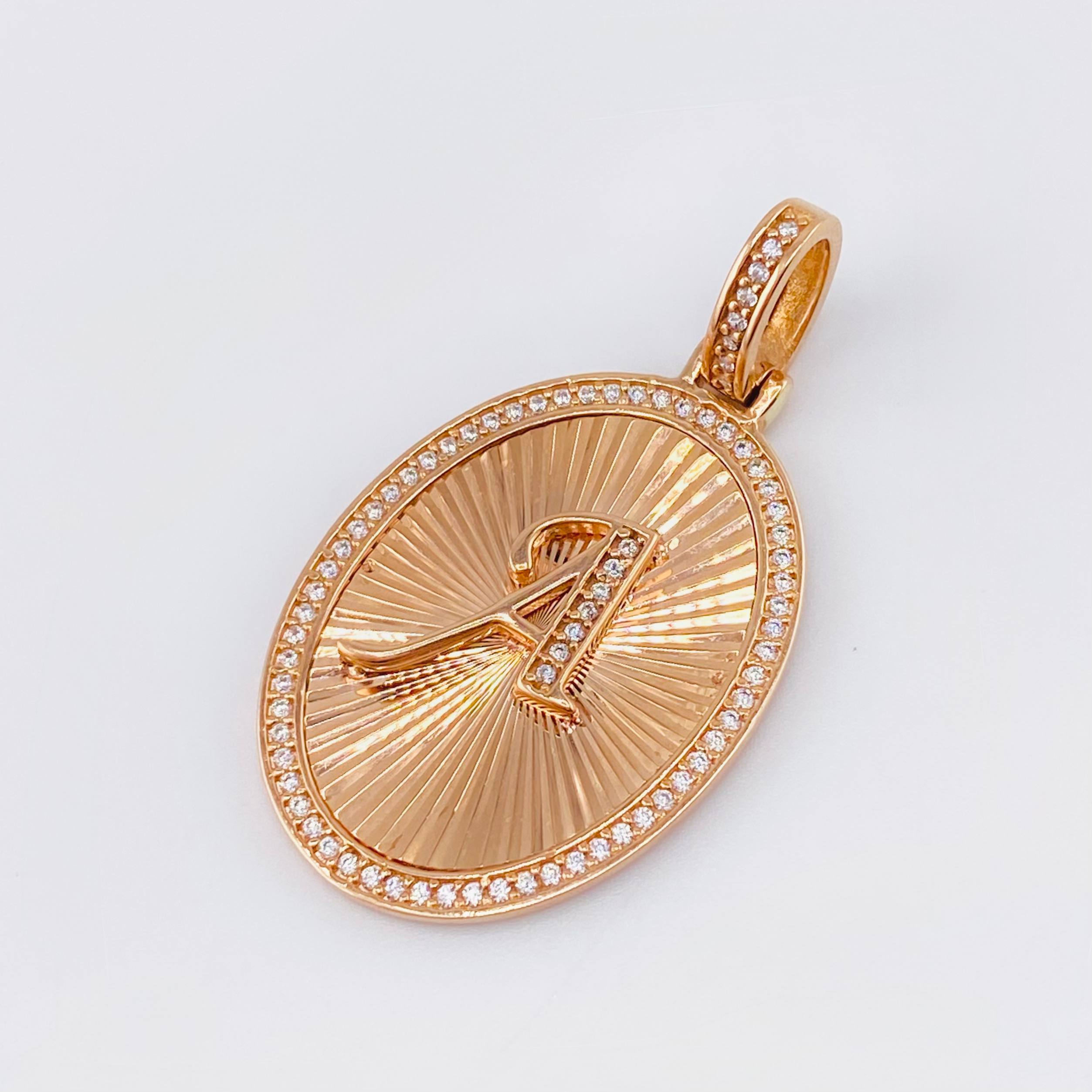 Letter A Pendant with Oval Frame 5.95gr / 1 1/2 in / Rose Gold 18K ©