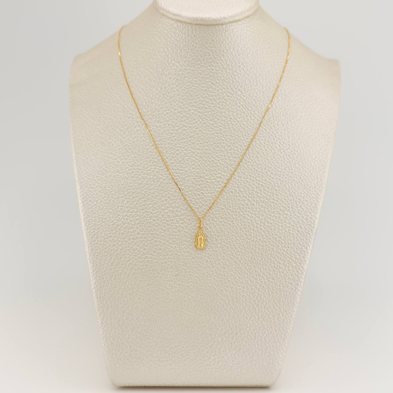 Set Chain and Pendant Venetian + Virgin of Guadalupe 1.35g / 19 3/4 in / 0.44mm Yellow Gold 18K $