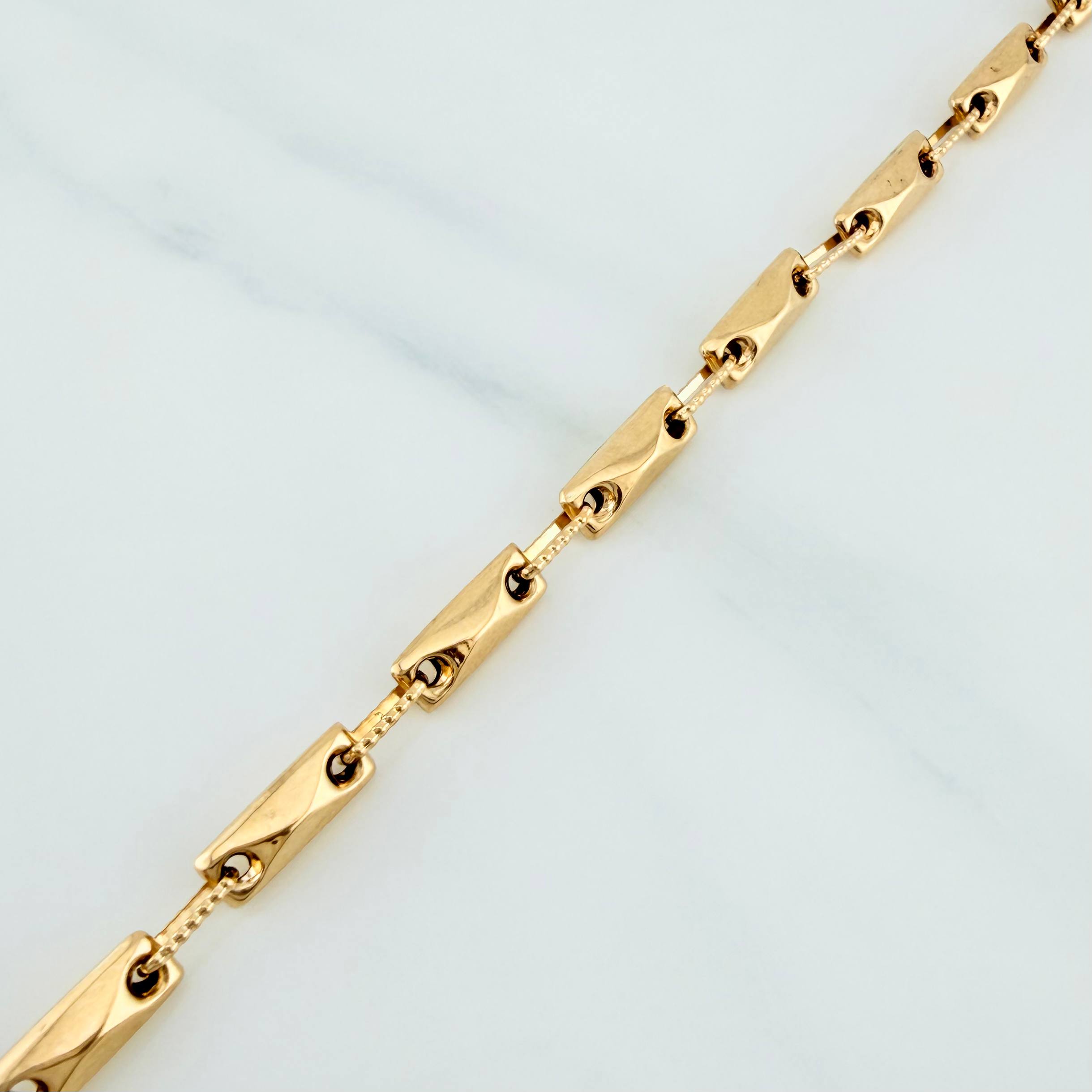 Pulso Rustico Rombos 4.7 g / 8 1/4 in / 3.55 mm Oro Amarillo 18K