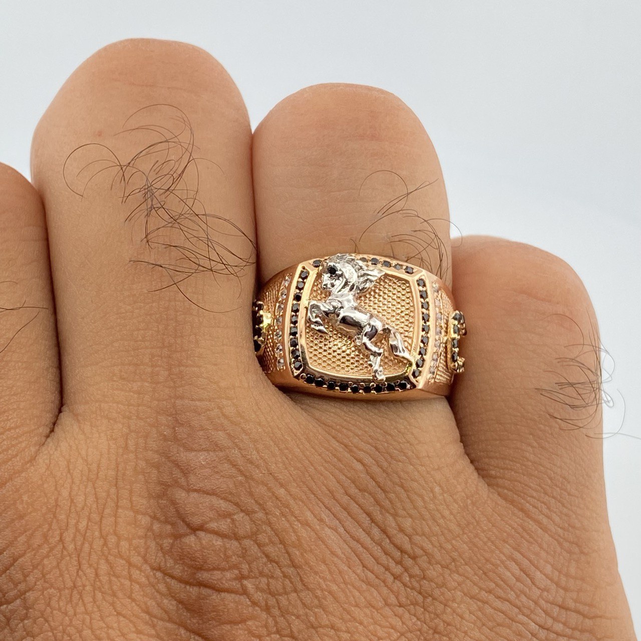 Anillo Herradura Caballo 6.8gr / T11 / Dos Oros Blanco Rosa 18K $