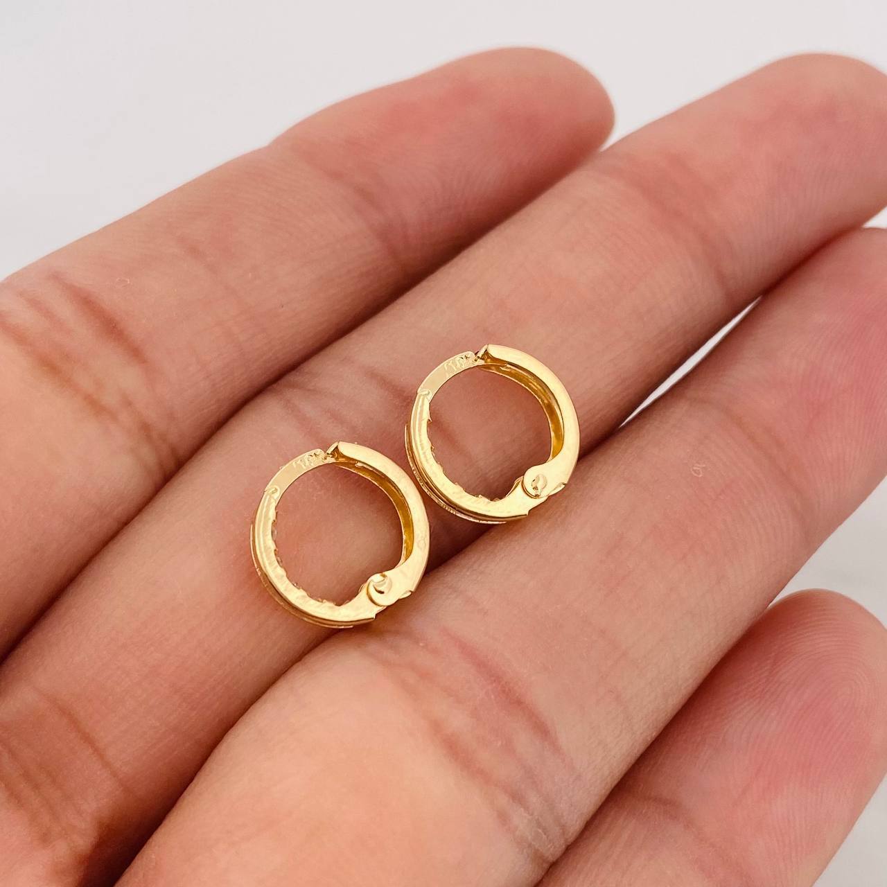 Hoop Earrings Carril 1.1g / 1/2 in Yellow Gold 18K