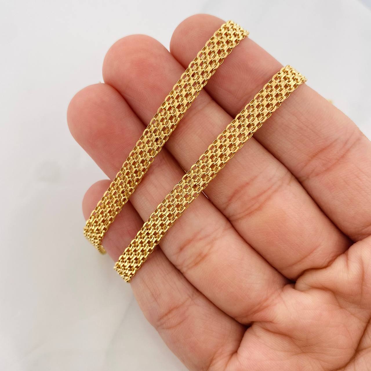Cadena China 8.3g / 24 in / 5.3mm Oro Amarillo 18K