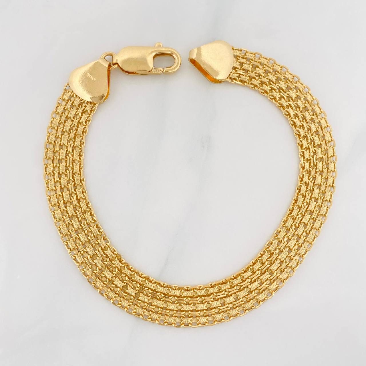 Bismark Bracelet 13.45g / 7 3/4 in / 8.8mm Yellow Gold 18K