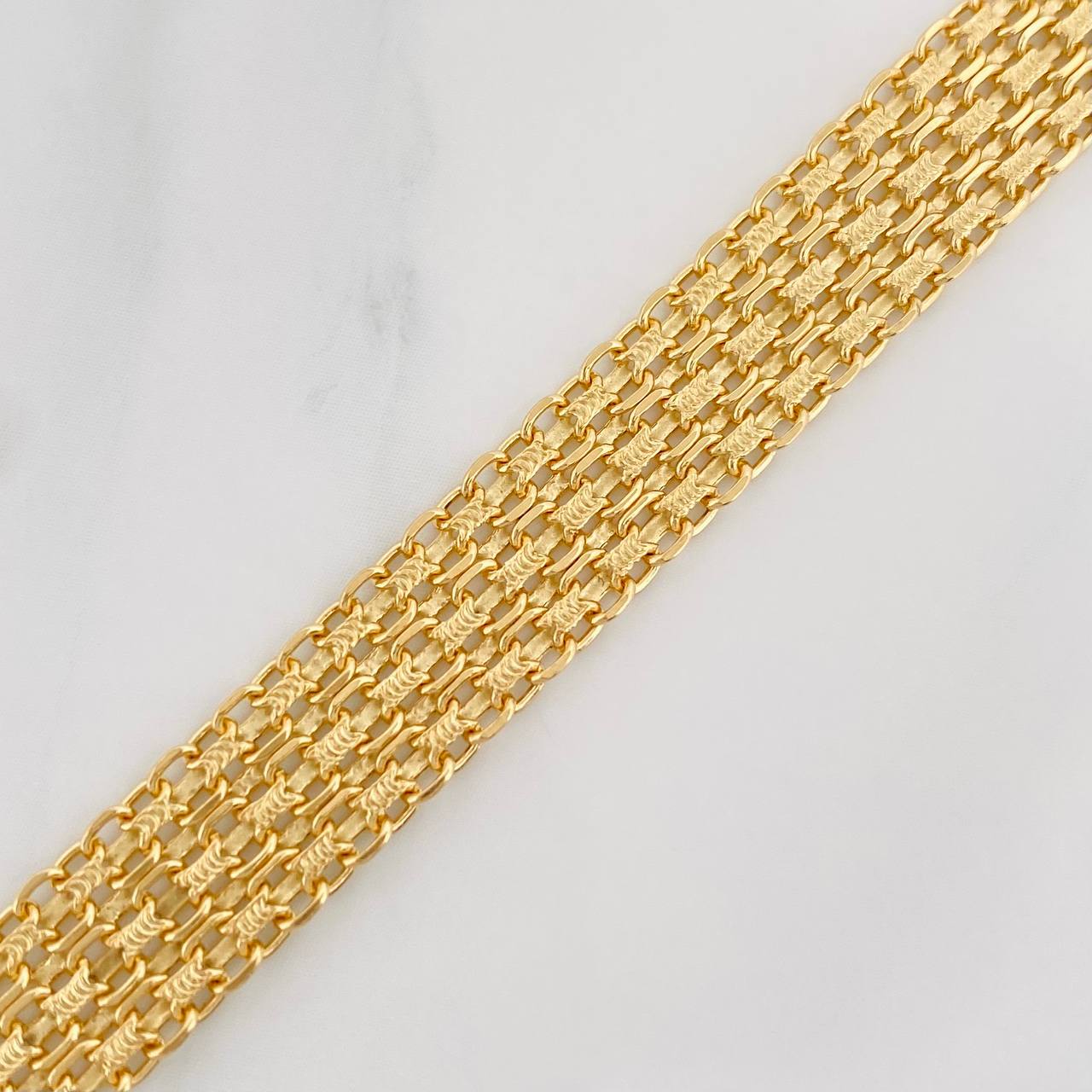 Bismark Bracelet 13.45g / 7 3/4 in / 8.8mm Yellow Gold 18K