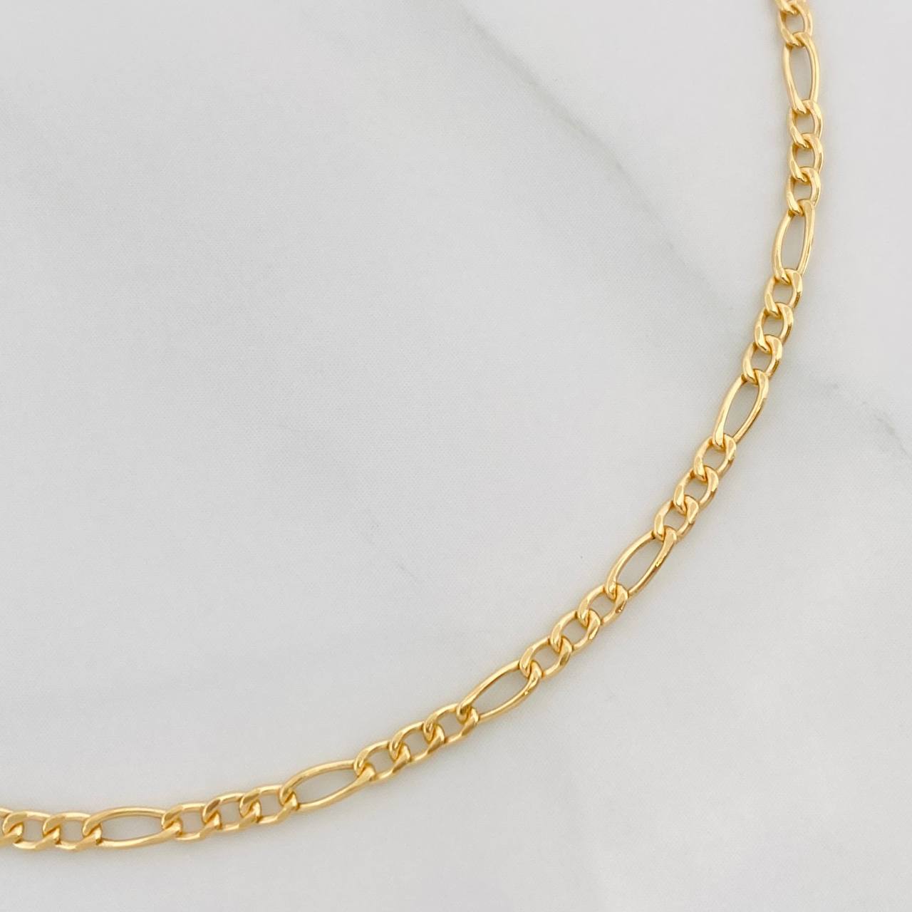 Pulso Figaro 0.7g / 7 1/2 in / 1.8mm Oro Amarillo 18K