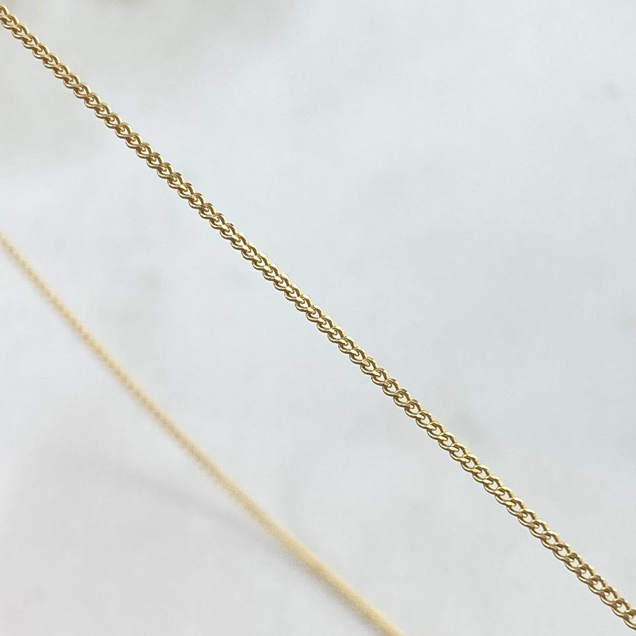 Cadena Cubana 1.9gr / 45cm / 0.9mm Oro Amarillo +1 18K ©
