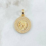 Dije Medalla Letra W 4.85g / 1 1/4 in Oro Amarillo 18K
