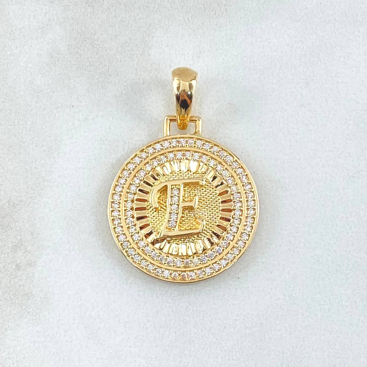 Pendant Letter E Medal 4.5gr / 3cm / White Zircons 18K Yellow Gold