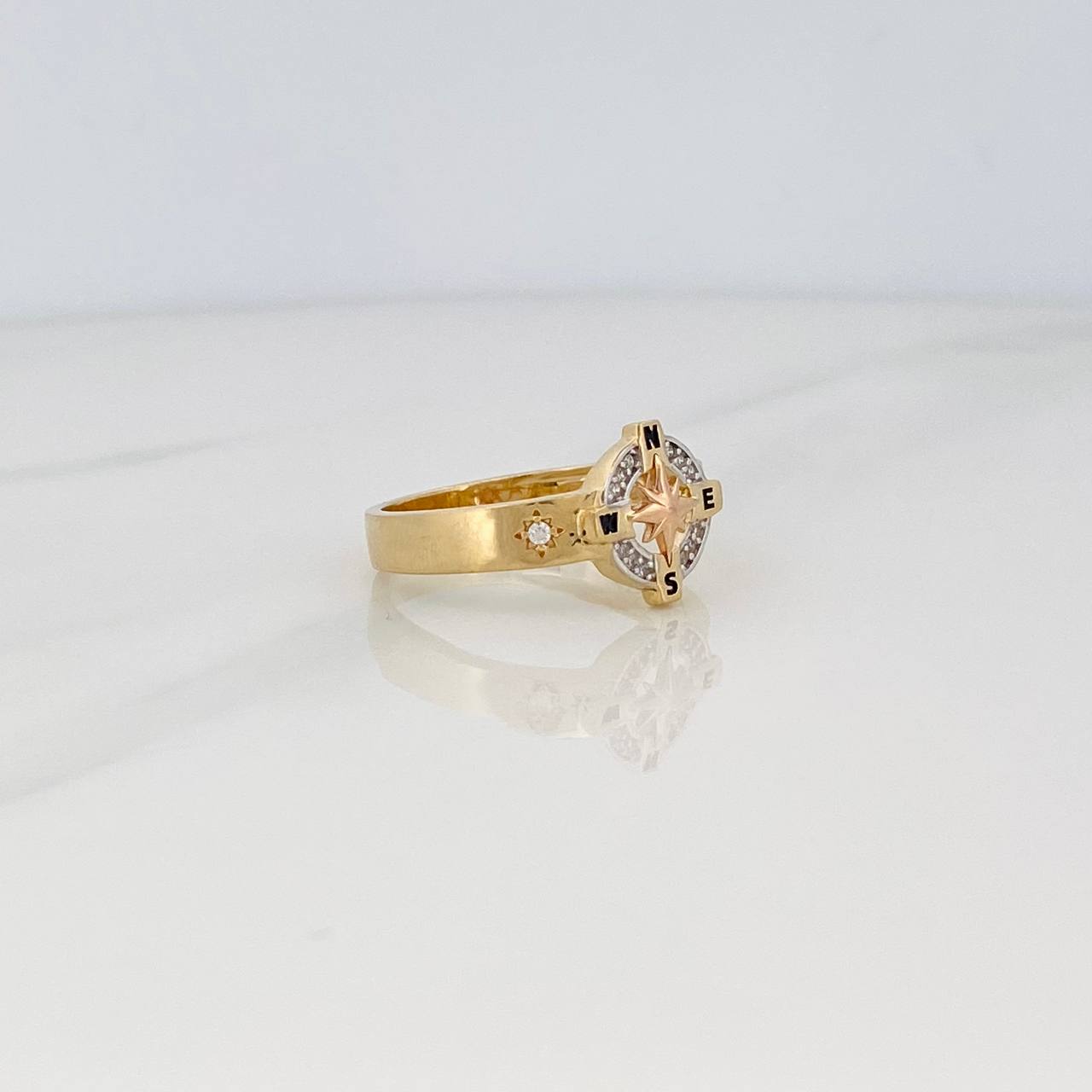 Anillo Estrella Cardinal 5.25g / T11 Tres Oros 18K