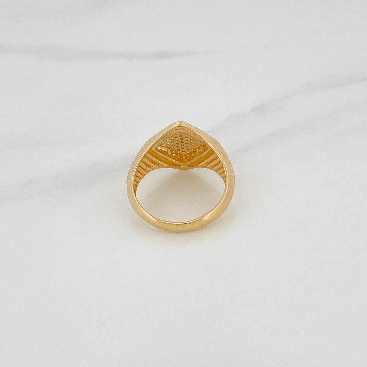 Anillo Signo Peso 6.55g / T9 1/4 Oro Amarillo 18K