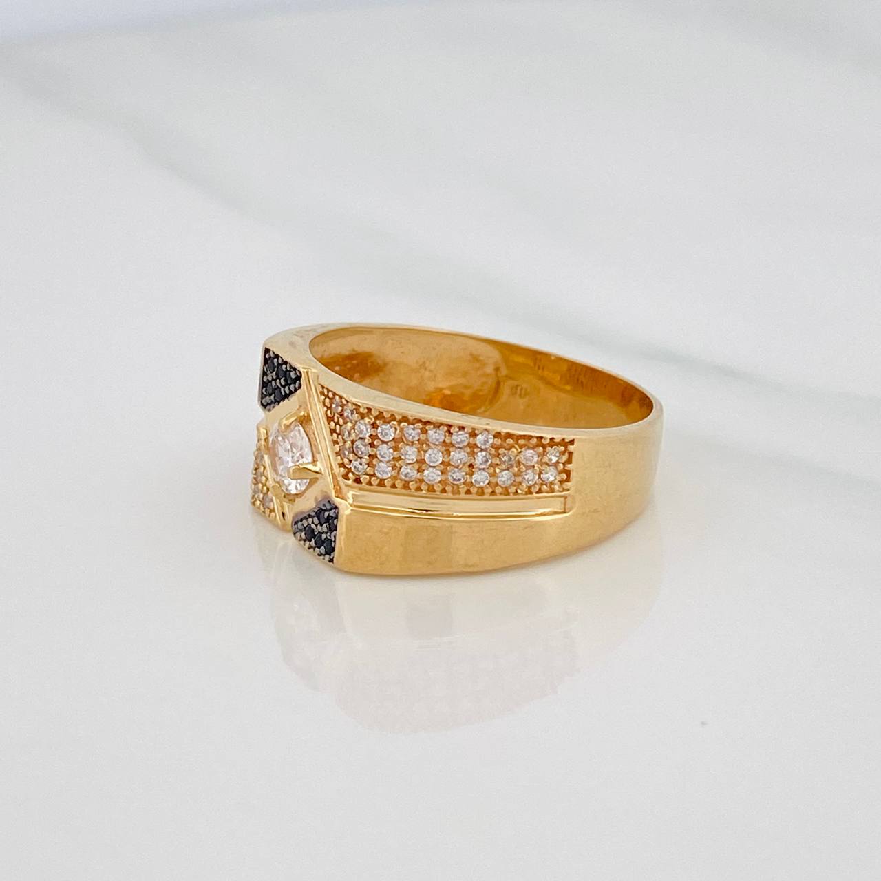 Anillo Rombo 8.1g / T10 1/2 Dos Oros Negro Amarillo 18K
