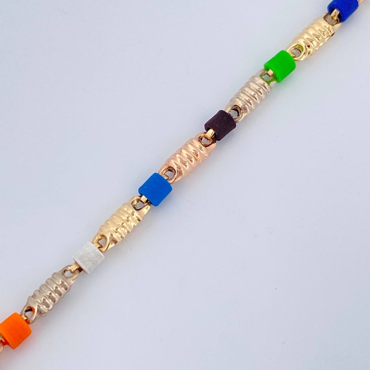 Tobillera Barril 3.15gr / 9 3/4 in / Tres Oros 18K $