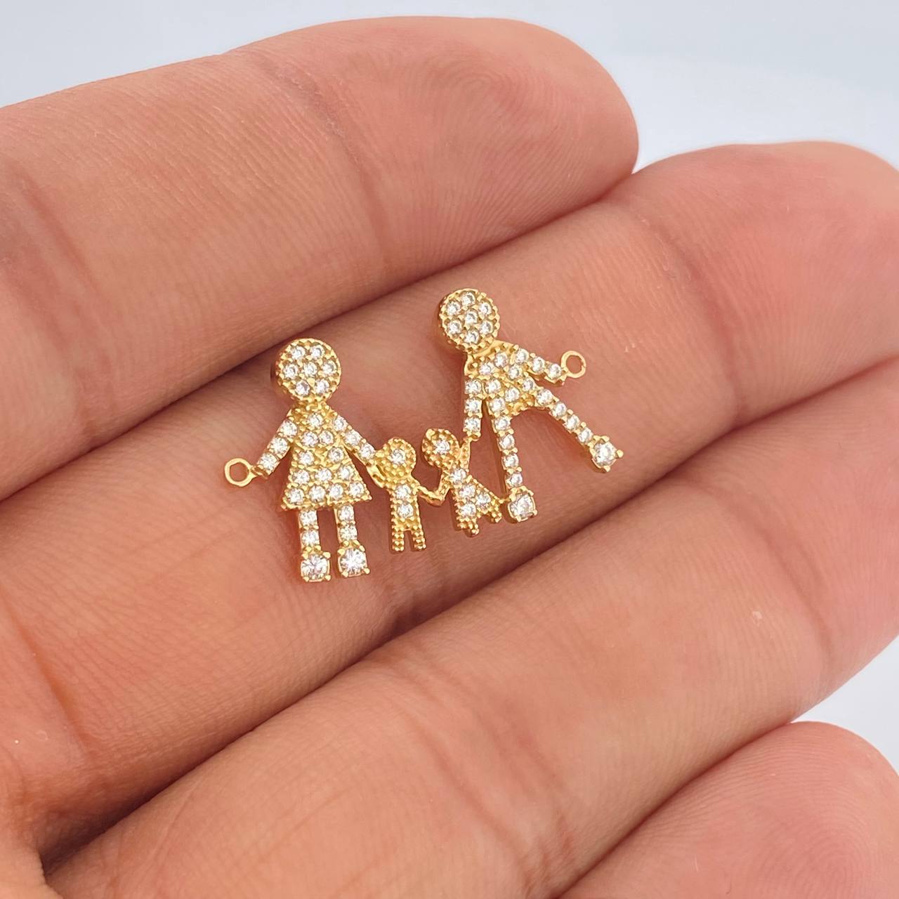 Herraje Familia 1.9gr / 1 in / Oro Amarillo 18K $