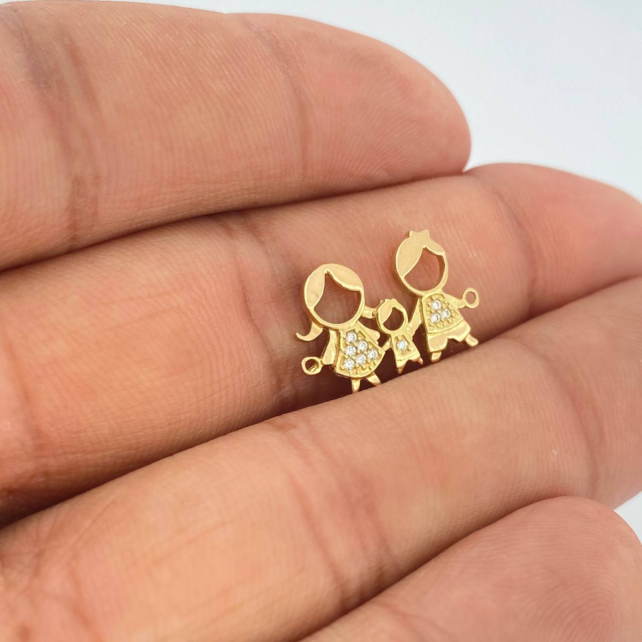 Herraje Familia 1.15gr / 1 in / Oro Amarillo 18K $