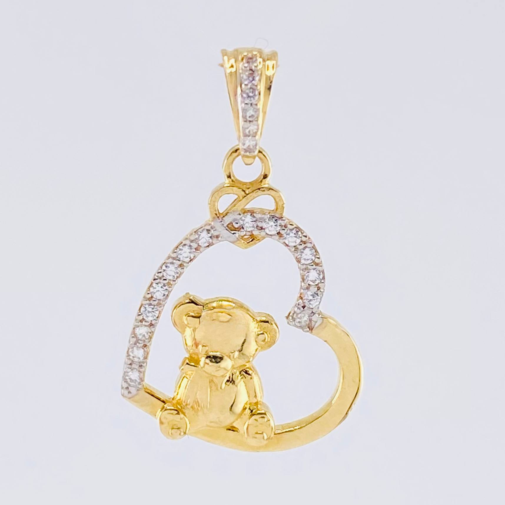 Dije Oso de Peluce 2.4gr / 1 in / Dos Oros Amarillo Blanco 18K ©