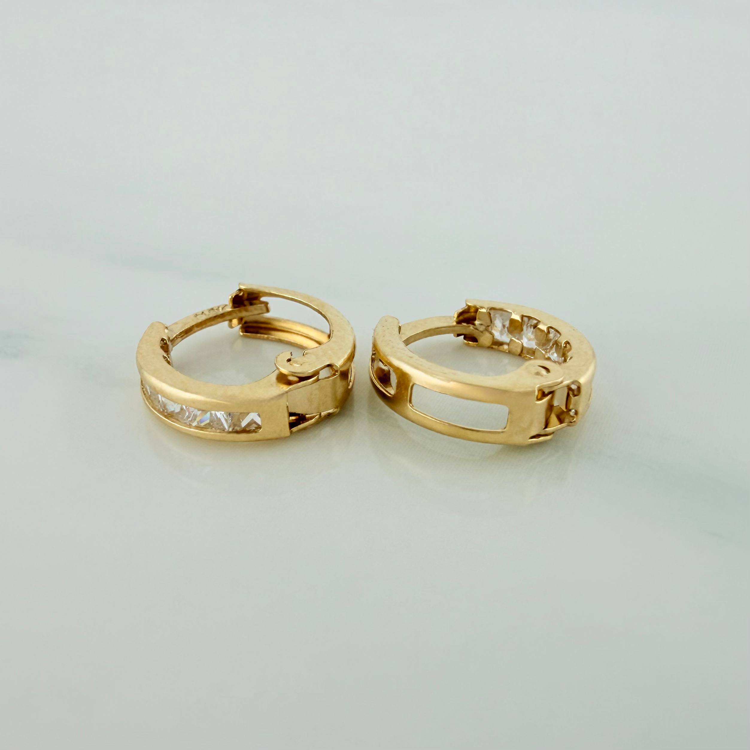 Candongas Carril 1.15 g / 1/2 in Oro Amarillo 18K
